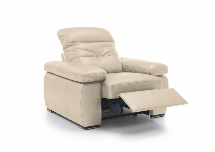 Legend armchair 