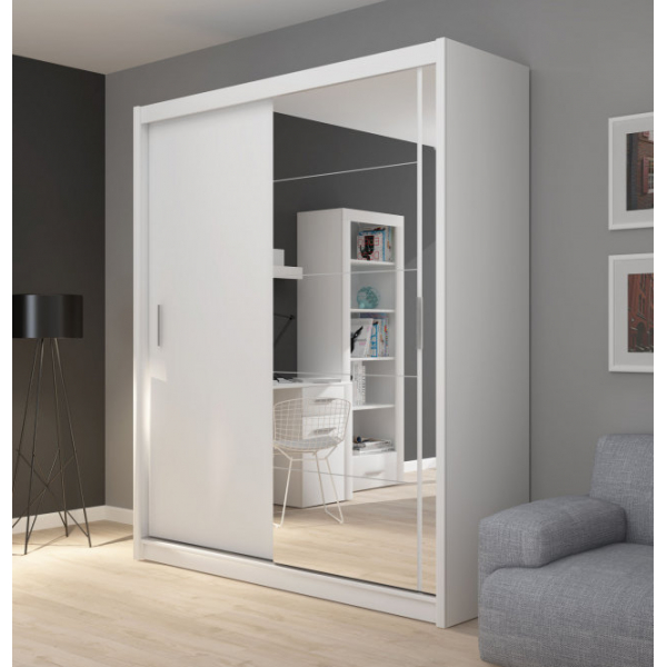 Fado closet