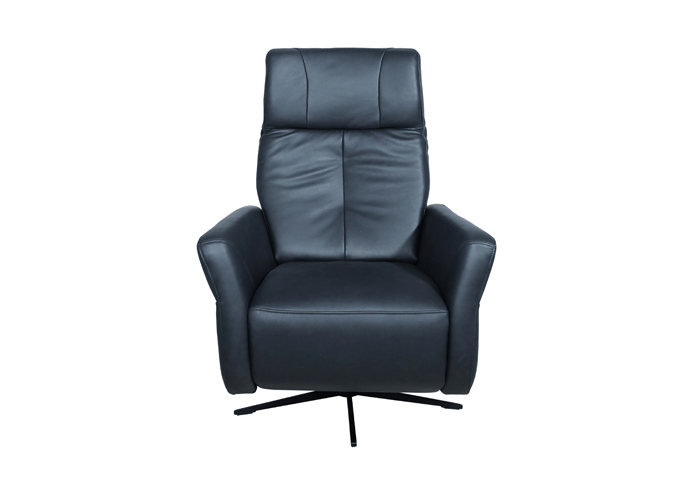 Grandi armchair